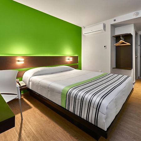 City Express Junior By Marriott Puebla Angelopolis Bagian luar foto