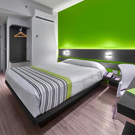 City Express Junior By Marriott Puebla Angelopolis Bagian luar foto