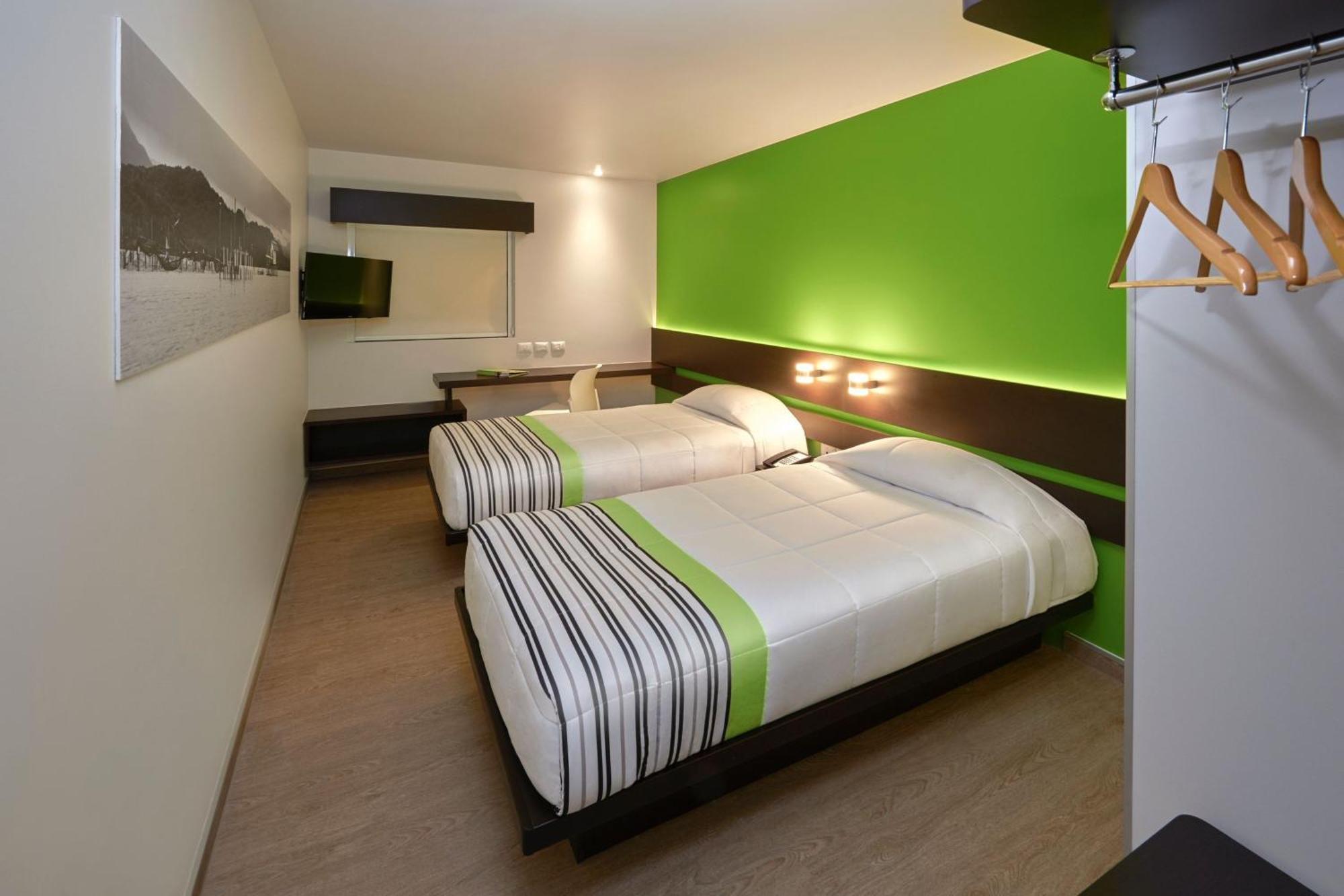 City Express Junior By Marriott Puebla Angelopolis Bagian luar foto